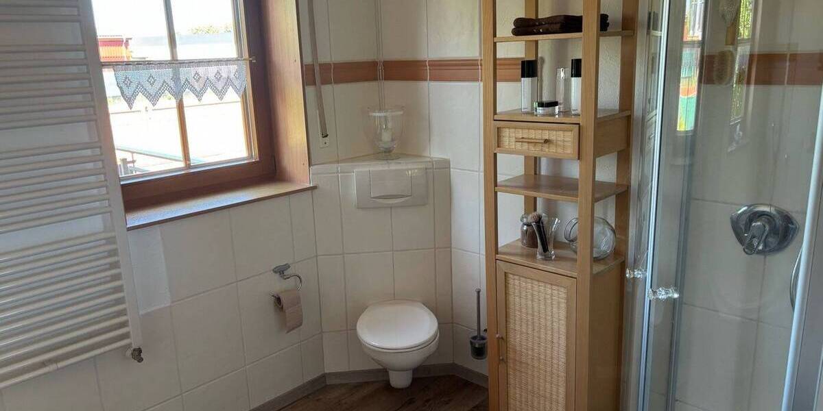 Mehrfamilienhaus, Wohnhaus Adelsdorf - 7 Zimmer, 176 m&sup2;, 611.000&euro; | Angebot:26807099