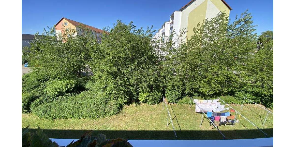 Etagenwohnung Riesa Neugröba - 4 Zimmer, 76 m&sup2;, 80.000&euro; | Angebot:25691521