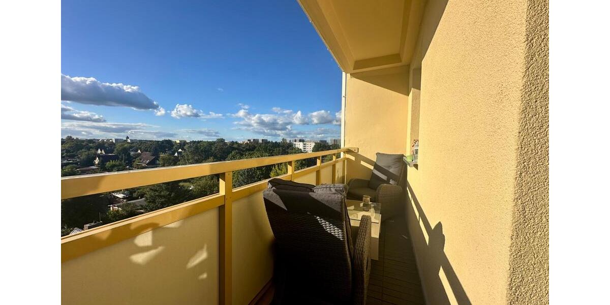 schicke 3-Raumwohung mit Einbauküche zu verkaufen 3 zimmer