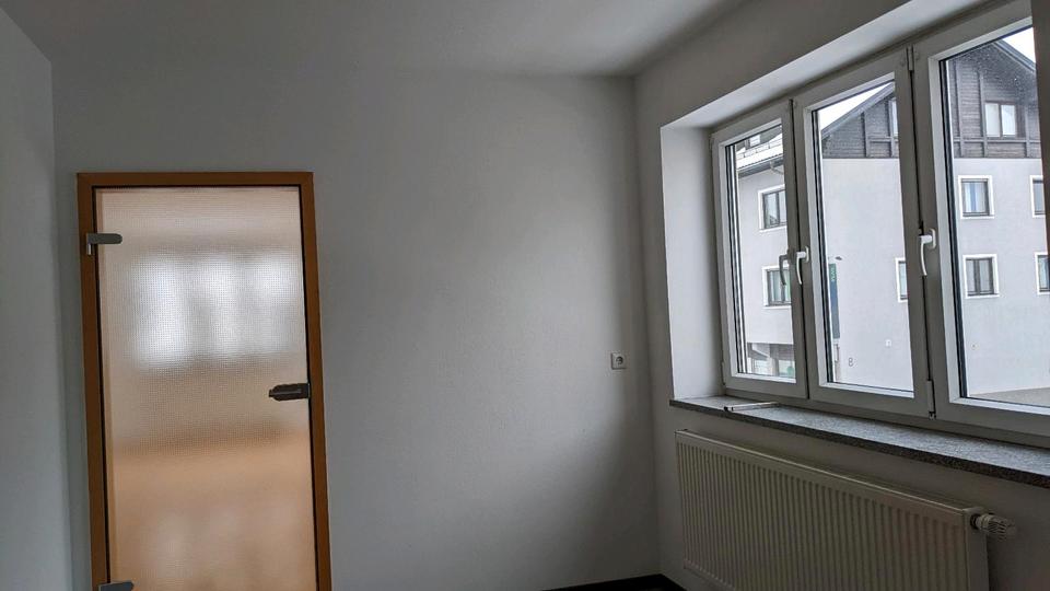 Etagenwohnung Marktoberdorf - 3 Zimmer, 104 m&sup2;, 1.140&euro; | Angebot:24953923