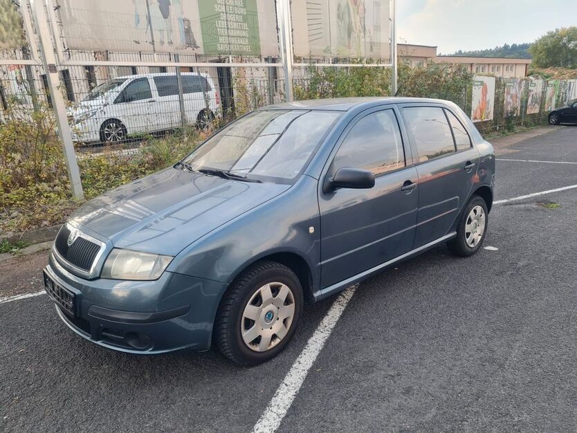 Skoda Fabia 168.000 km 2.500 € Diez 65582
