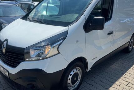 Renault Trafic 204.585 km 5.999 &euro; München OT Aubing-Lochhausen-Langwied 81243