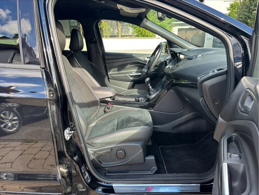 Kuga 1.5 EcoBoost ST-Line