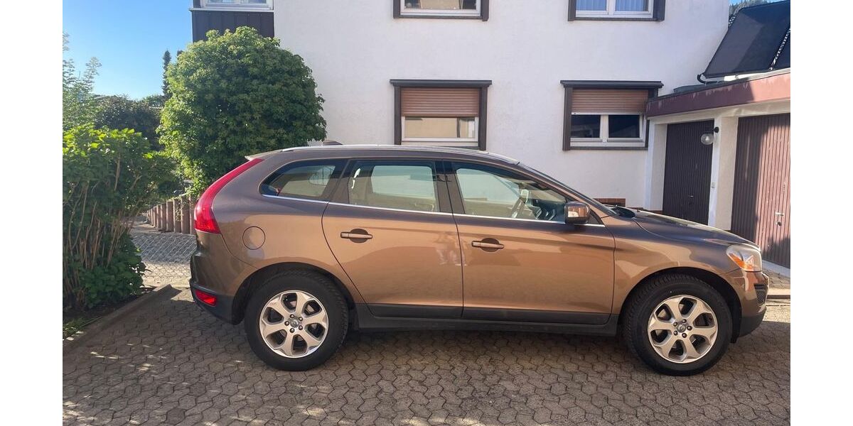 Volvo XC60 256.000 km 9.500 &euro; Steinach 77790