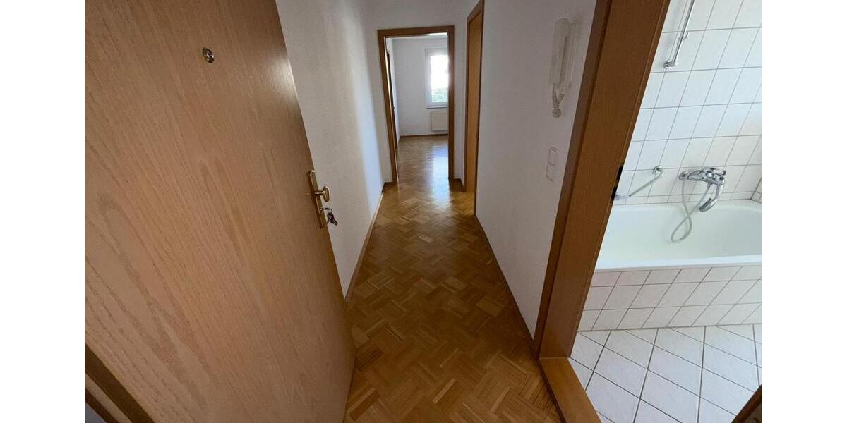 Erdgeschoßwohnung Plauen Haselbrunn - 2 Zimmer, 49 m&sup2;, 330&euro; | Angebot:26338025