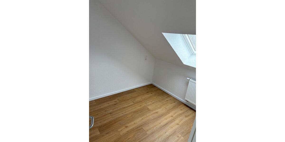 Etagenwohnung Sande - 3 Zimmer, 77 m&sup2;, 525&euro; | Angebot:24689267