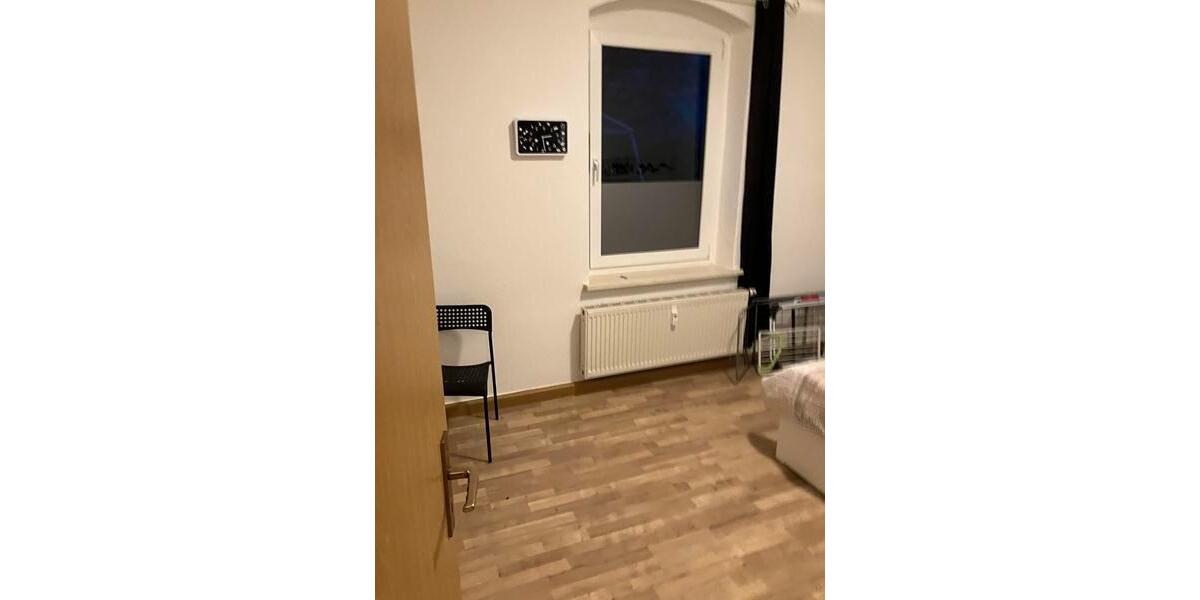 Etagenwohnung Zwickau Zwickau-West - 3 Zimmer, 63 m&sup2;, 252&euro; | Angebot:26040148