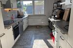 Familienfreundliche 5-Zimmer-Wohnung mit Balkon, Garten, Garage &