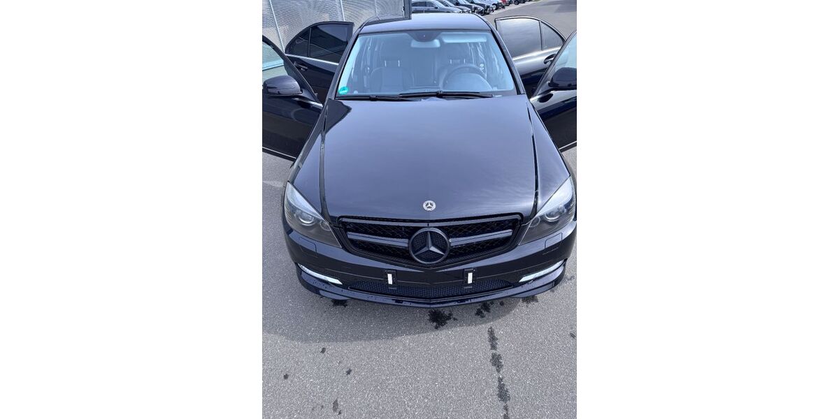 Mercedes-Benz C 220 189.000 km 8.000 &euro; Weißbach 74679