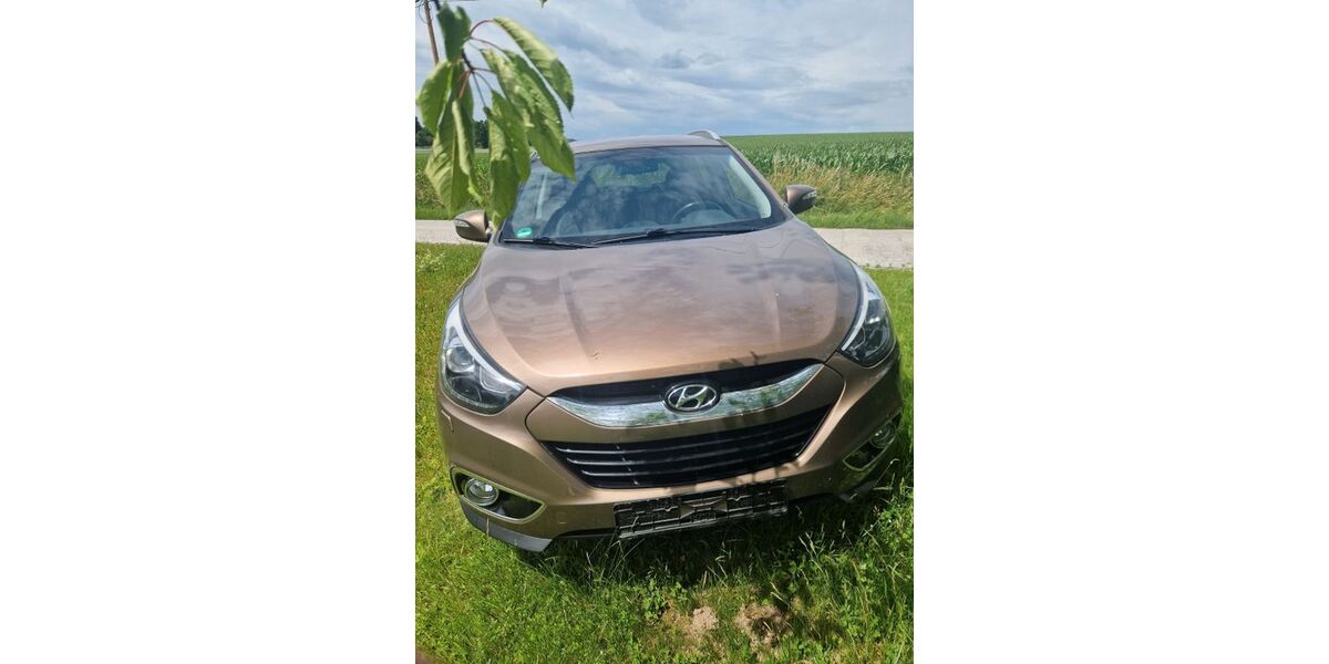 Hyundai ix35 89.000 km 9.900 &euro; Neuburg am Inn 94127