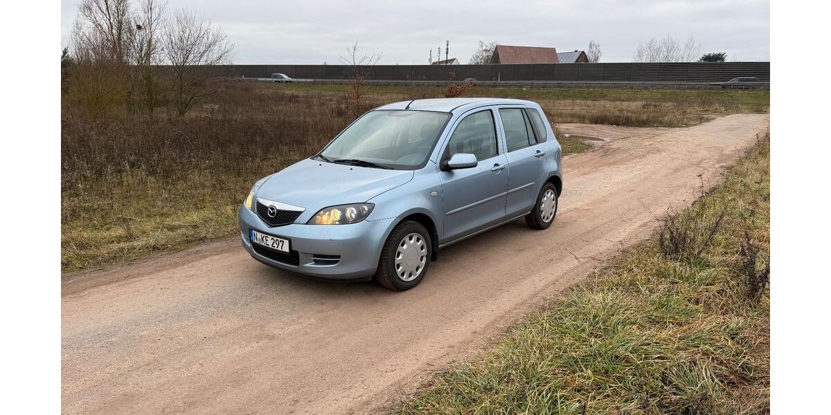 Mazda 2 100.000 km 2.999 &euro; Nürnberg 90427