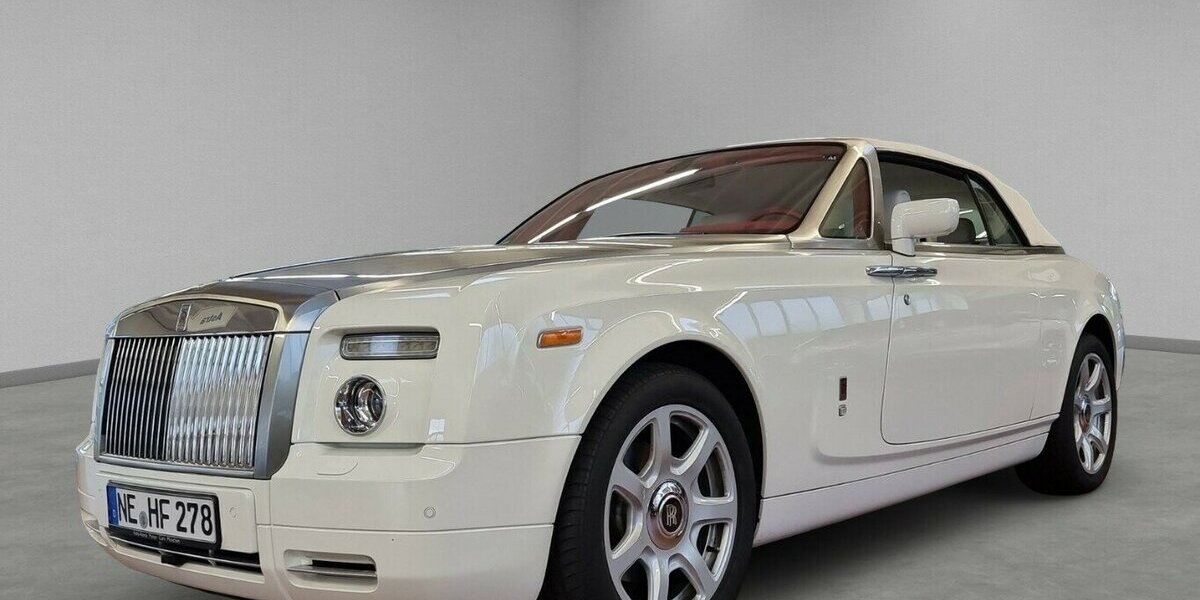 Rolls Royce Phantom Drophead Bespoke Spezial 21.800 km 195.000 € HAAN 42781
