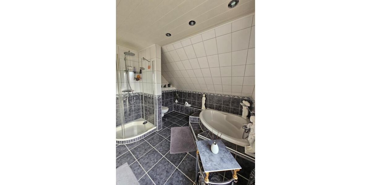 Einfamilienhaus Oldendorf - 5 Zimmer, 145 m&sup2;, 450.000&euro; | Angebot:23558953