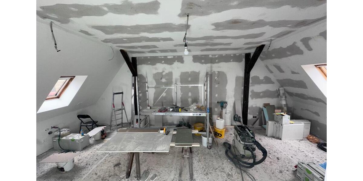 Dachgeschoßwohnung Zerbst (Anhalt) - 2 Zimmer, 62 m&sup2;, 480&euro; | Angebot:25171470