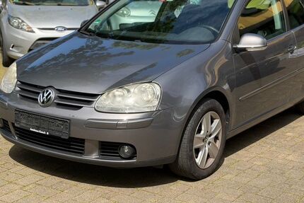 VW Golf 195.000 km 2.950 &euro; Bötzingen 79268