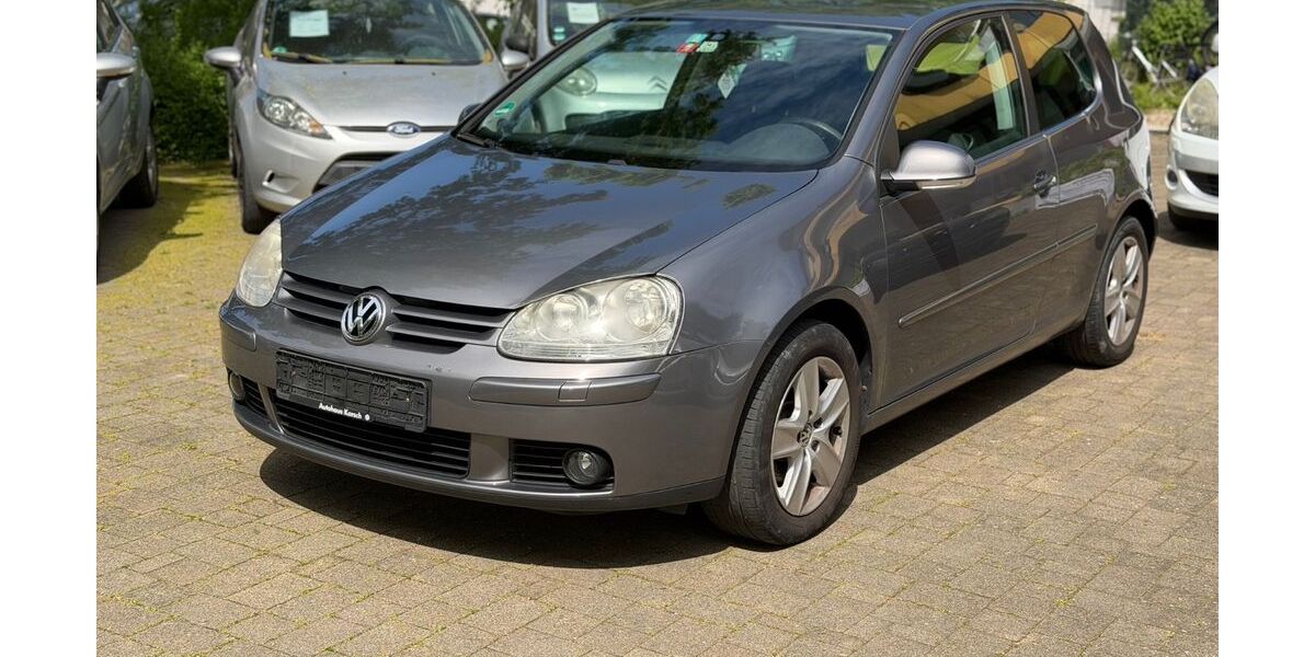 VW Golf 195.000 km 2.950 &euro; Bötzingen 79268