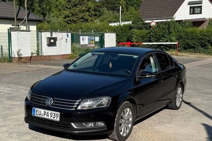 VW Passat 220.000 km 5.500 &euro; Euskirchen 53879