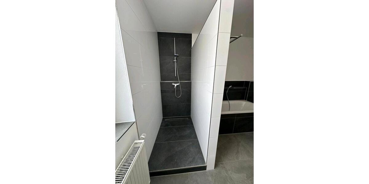 Doppelhaushälfte Albstadt - 4 Zimmer, 130 m&sup2;, 1.300&euro; | Angebot:26137746