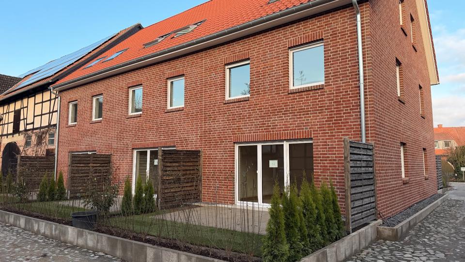 Reihenhaus Braunschweig Heidberg-Melverode - 6 Zimmer, 165 m&sup2;, 2.250&euro; | Angebot:26470338
