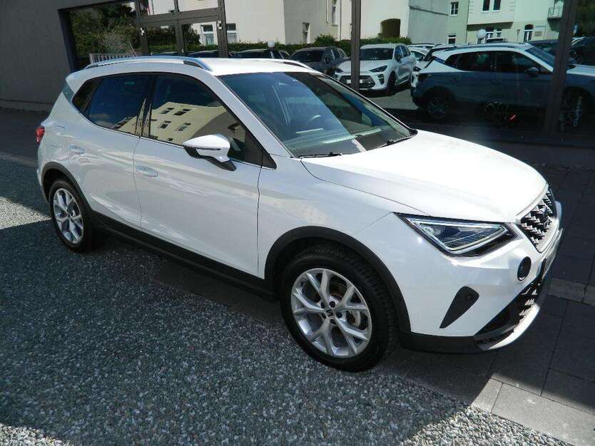 Seat Arona 5.800 km 22.990 € Gera 07545