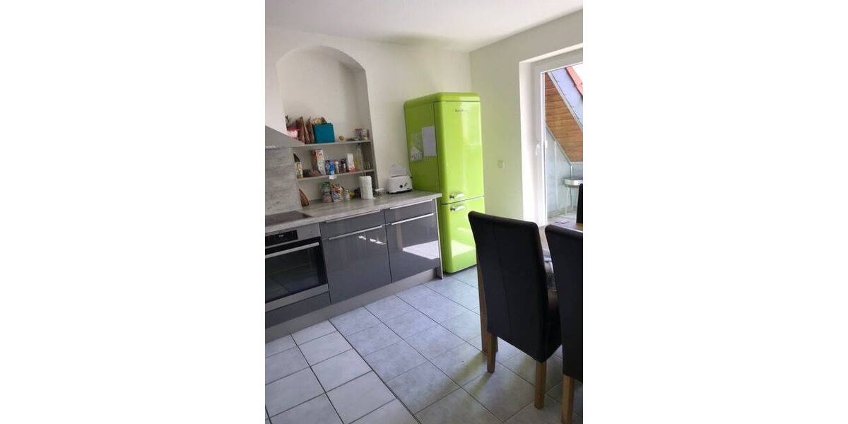 Etagenwohnung Cottbus Mitte - 5 Zimmer, 200 m&sup2;, 250&euro; | Angebot:26887635