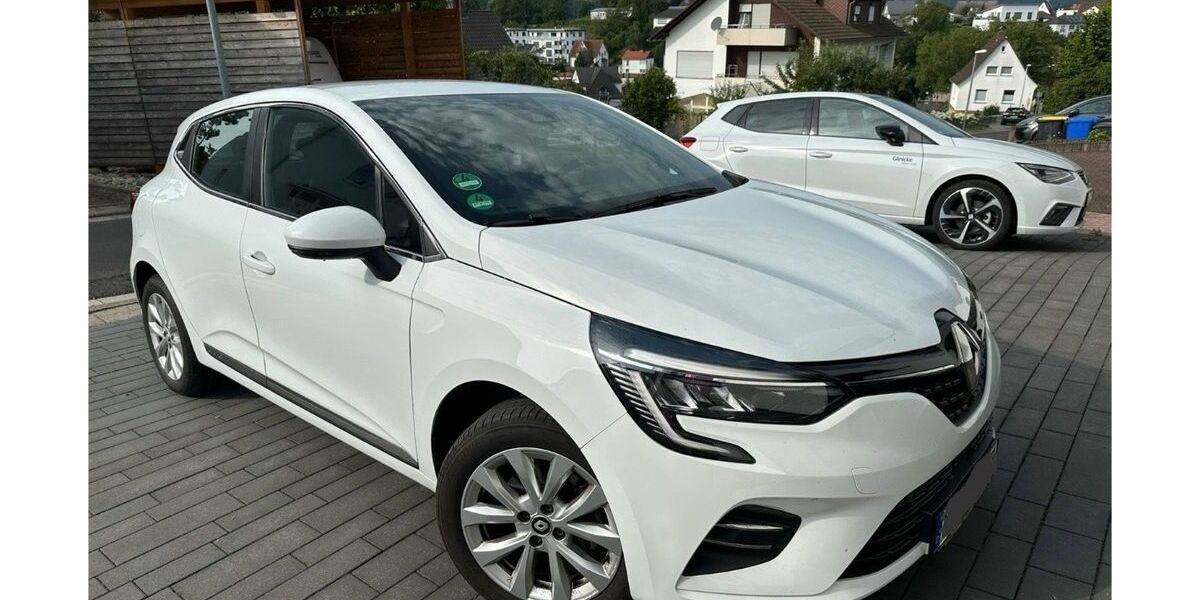 Renault Clio 39.000 km 14.490 &euro; Kassel 34128