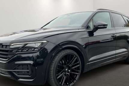 VW Touareg 21.056 km 55.450 € Solingen 42651