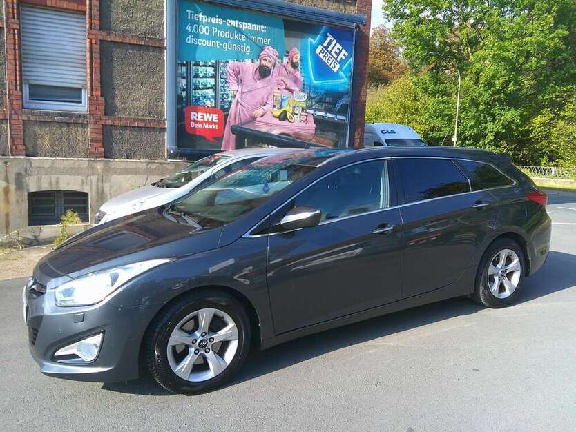 Hyundai i40 232.719 km 4.550 € Hamm 59077