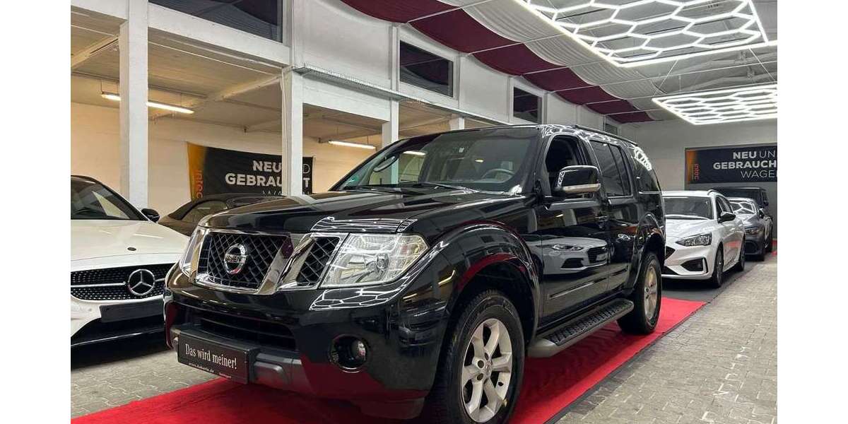 Nissan Pathfinder 172.725 km 16.999 &euro; Remshalden 73630