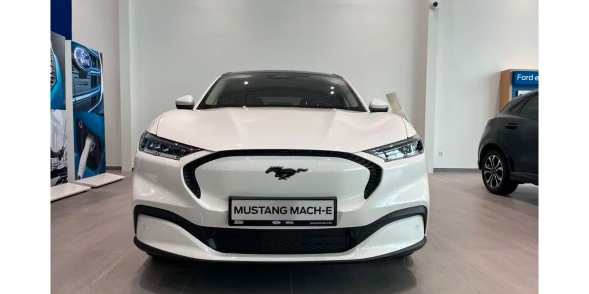 Ford Mustang Mach-E 48.000 km 26.900 &euro; Alsdorf 52477