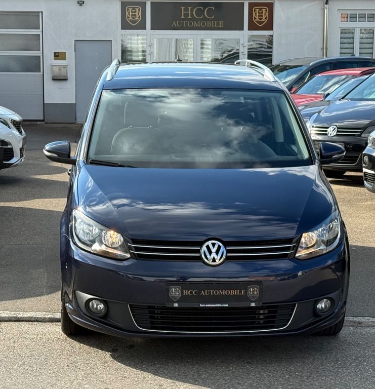 VW Touran 104.000 km 10.991 € Göppingen 73037