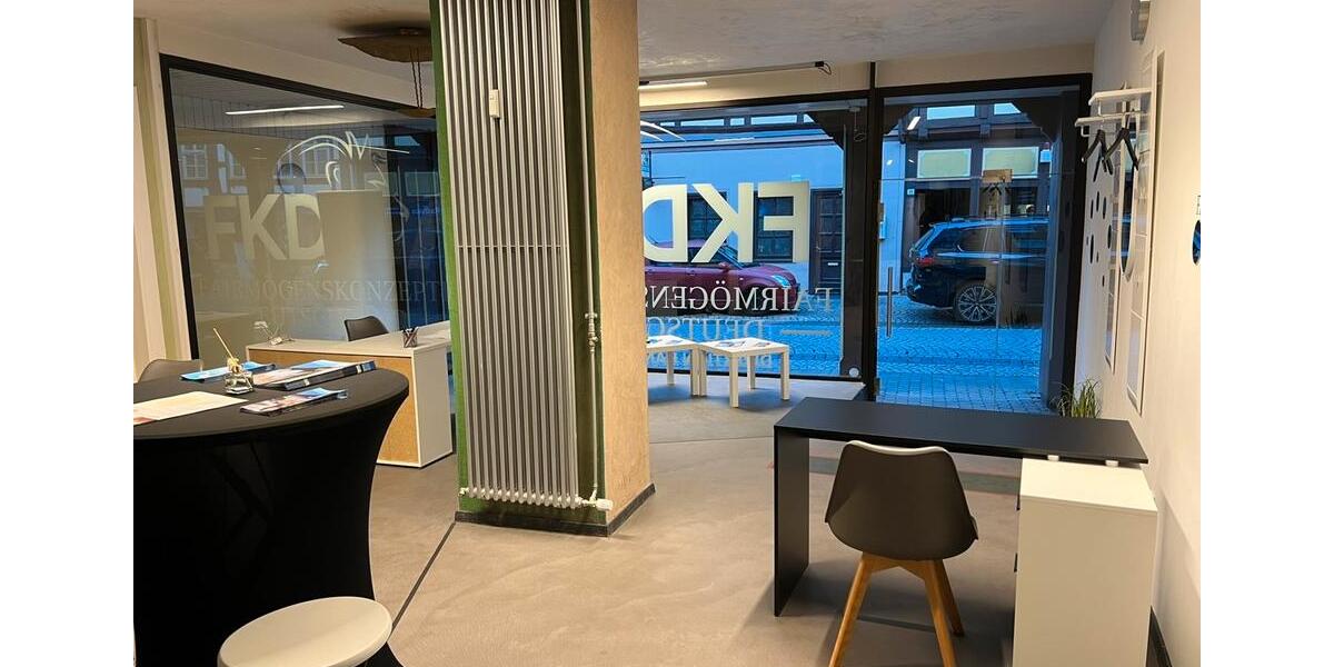 Sofort frei - DIE Laden- Bürofläche in Hann. Münden - einzigartig und repräsentativ. Staffelmiete denkbar ! zimmer