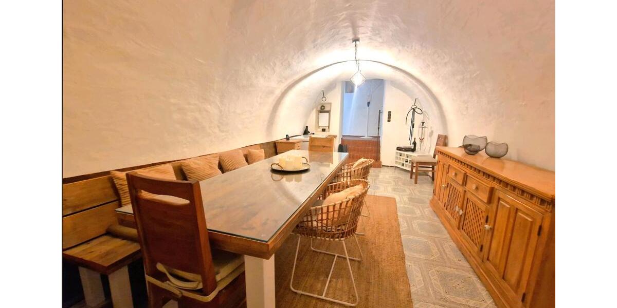 Einfamilienhaus Beilngries - 11 Zimmer, 230 m&sup2;, 645.000&euro; | Angebot:26458424