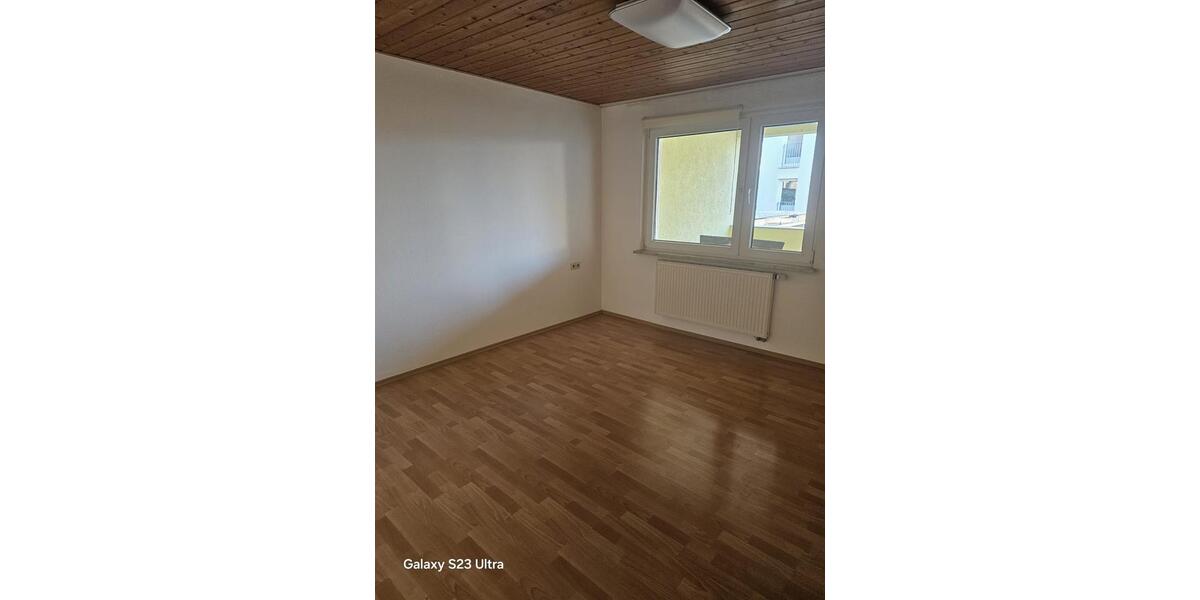 Erdgeschoßwohnung Gärtringen - 3 Zimmer, 67 m&sup2;, 1.000&euro; | Angebot:24806643
