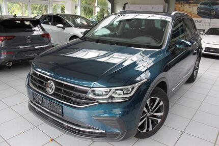 VW Tiguan 68.500 km 26.190 € Weil im Schönbuch 71093