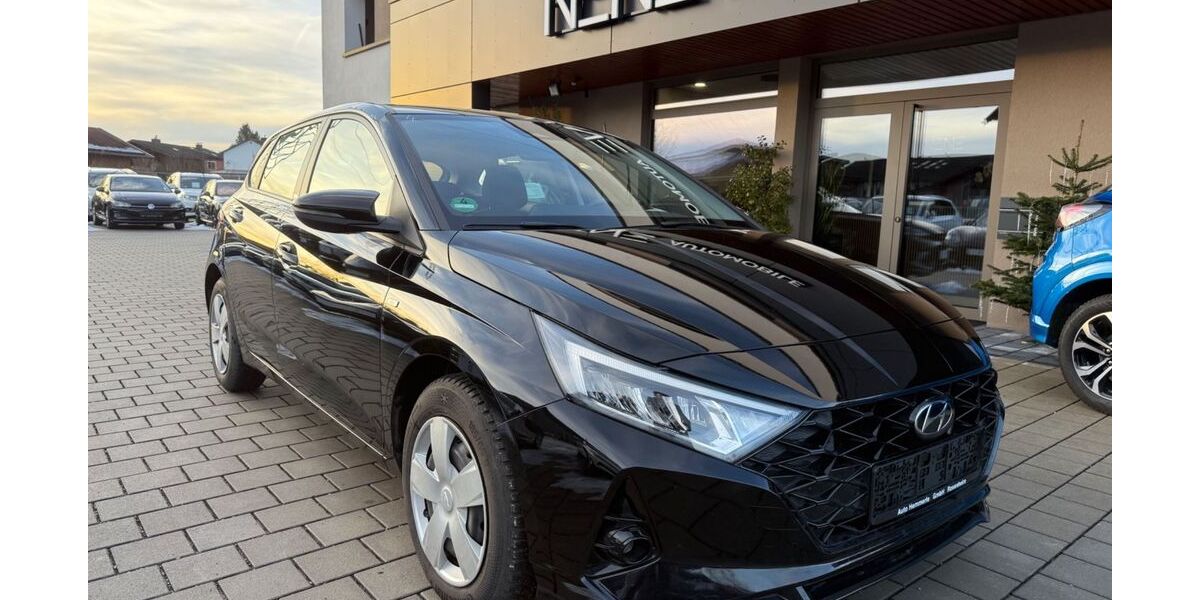 Hyundai i20 70.000 km 14.490 &euro; Rohrdorf-Thansau 83101