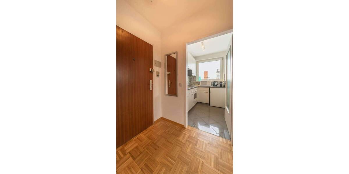 Etagenwohnung Frankfurt am Main Westend-Süd - 2 Zimmer, 45 m&sup2;, 1.820&euro; | Angebot:25458975