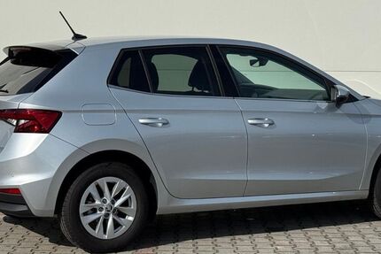 Skoda Fabia 5.300 km 18.850 &euro; Friedland 37133