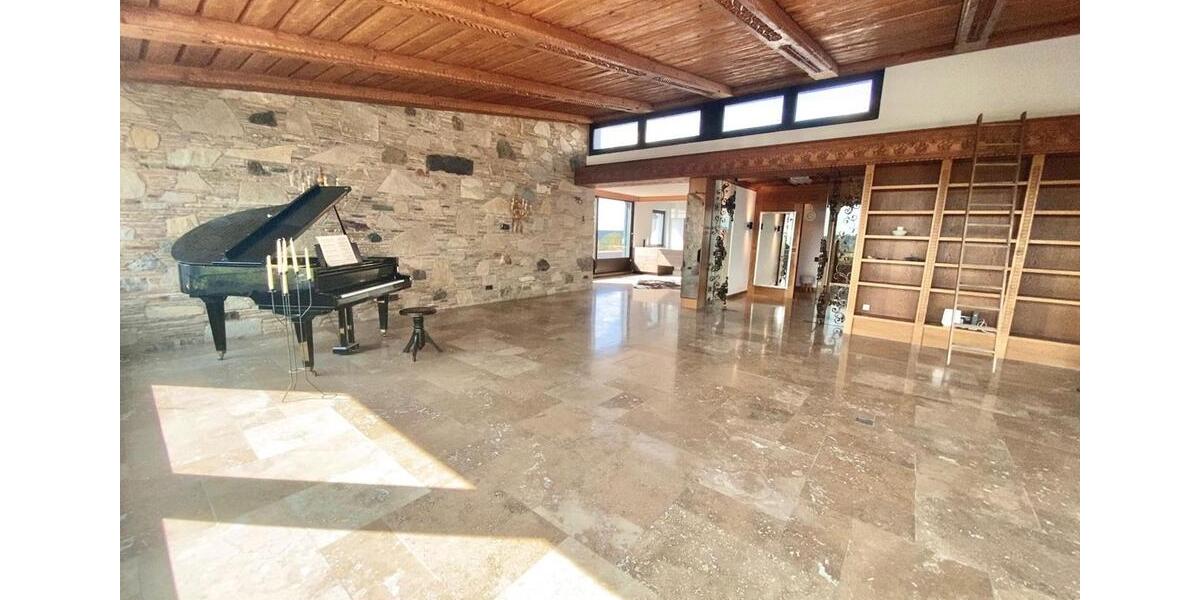Einfamilienhaus Hof Neuhof - 5 Zimmer, 326 m&sup2;, 1.950&euro; | Angebot:26096955