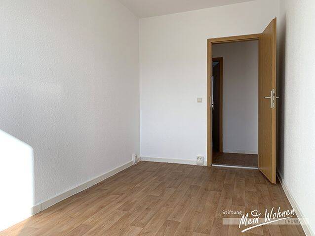Etagenwohnung Bad Dürrenberg - 4 Zimmer, 76 m&sup2;, 490&euro; | Angebot:26879010