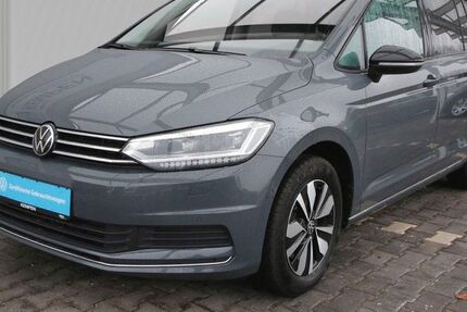 VW Touran 27.050 km 32.850 &euro; Meckenheim / Bonn 53340