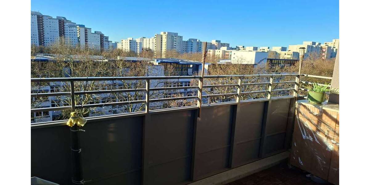 Etagenwohnung Berlin Märkisches Viertel - 4 Zimmer, 84 m&sup2;, 1.448&euro; | Angebot:27121673