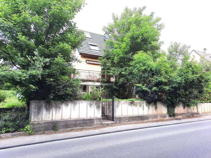 Haus zum Kaufen in Eisingen 229.900 € 155.73 m²