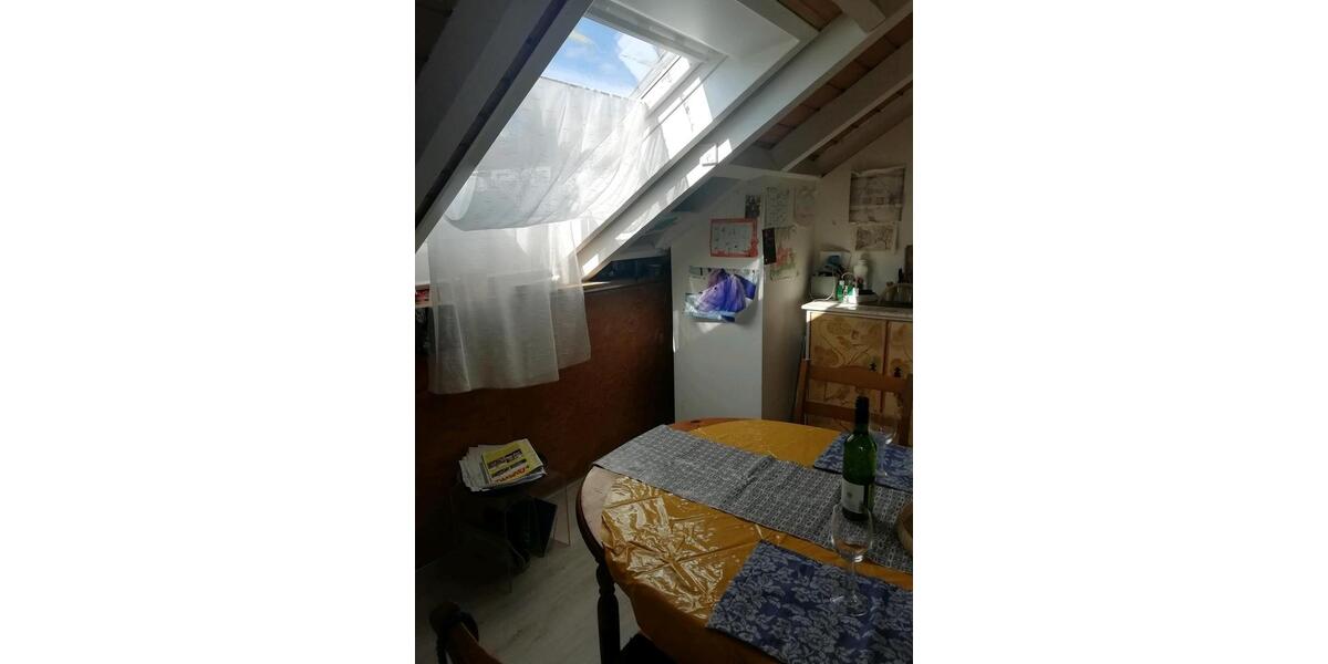 Dachgeschoßwohnung Weinstadt - 3 Zimmer, 74 m&sup2;, 850&euro; | Angebot:26617477