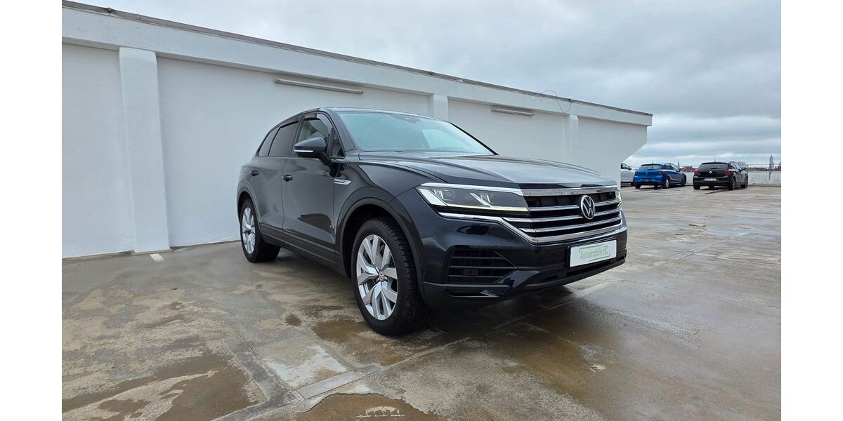 VW Touareg 125.700 km 31.800 &euro; Braunschweig 38102