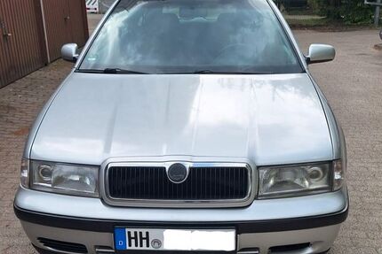 Skoda Octavia 191.000 km 2.199 &euro; Hamburg 22047