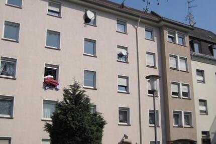 schöne sanierte 2-Zi.-Wohnung in zentraler Lage zu Vermieten