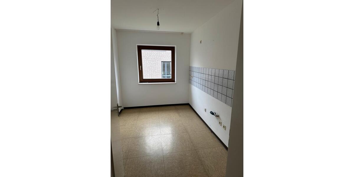 Etagenwohnung Brakel - 3 Zimmer, 60 m&sup2;, 600&euro; | Angebot:26397799
