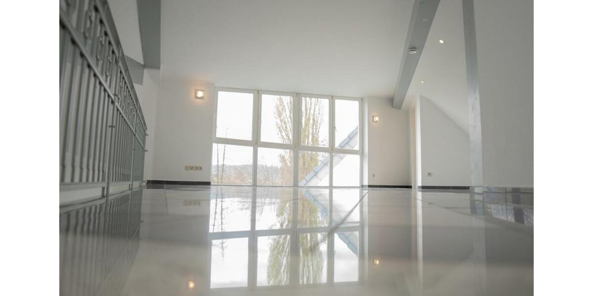 Moderne 3 Zimmer Maisonette Wohnung mit Loggia in Wallerfangen 3 zimmer