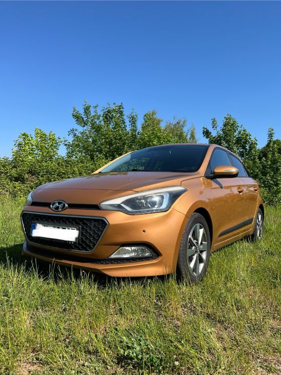 i20